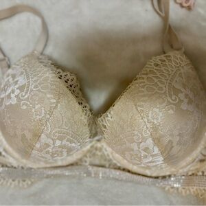 La SENZA Lace Bra in Cream